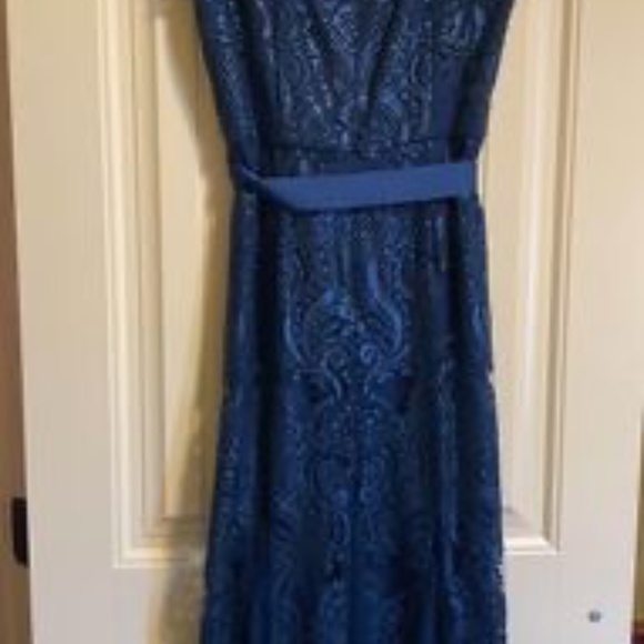 Adrianna Papell Special Occasion Sequin and Tulle Formal Gown - Picture 2 of 4